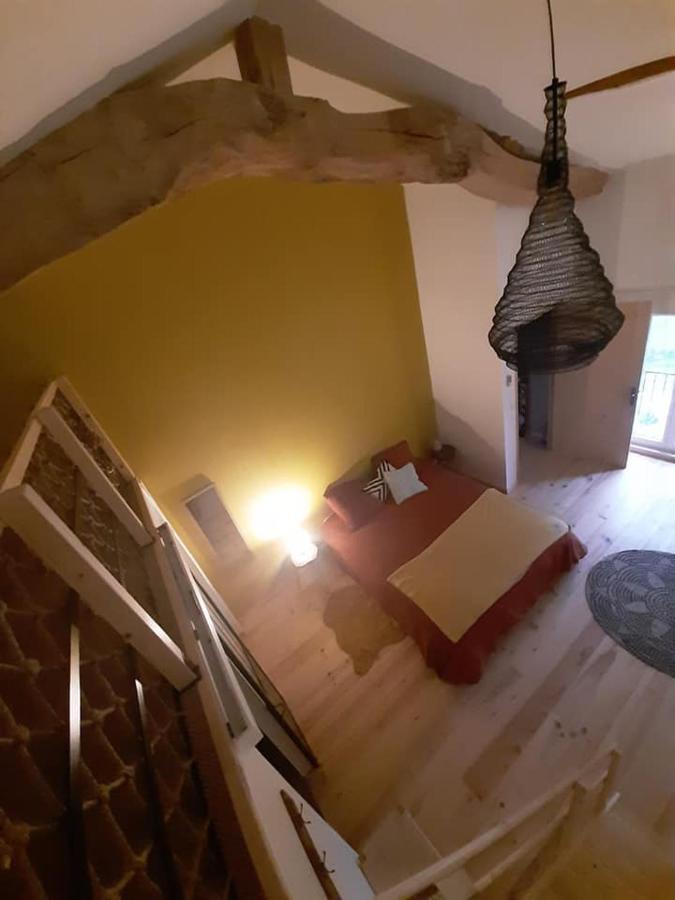 La Grange De La Batone - Bed And Breakfast Messimy-sur-Saone Eksteriør bilde