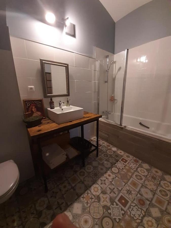 La Grange De La Batone - Bed And Breakfast Messimy-sur-Saone Eksteriør bilde
